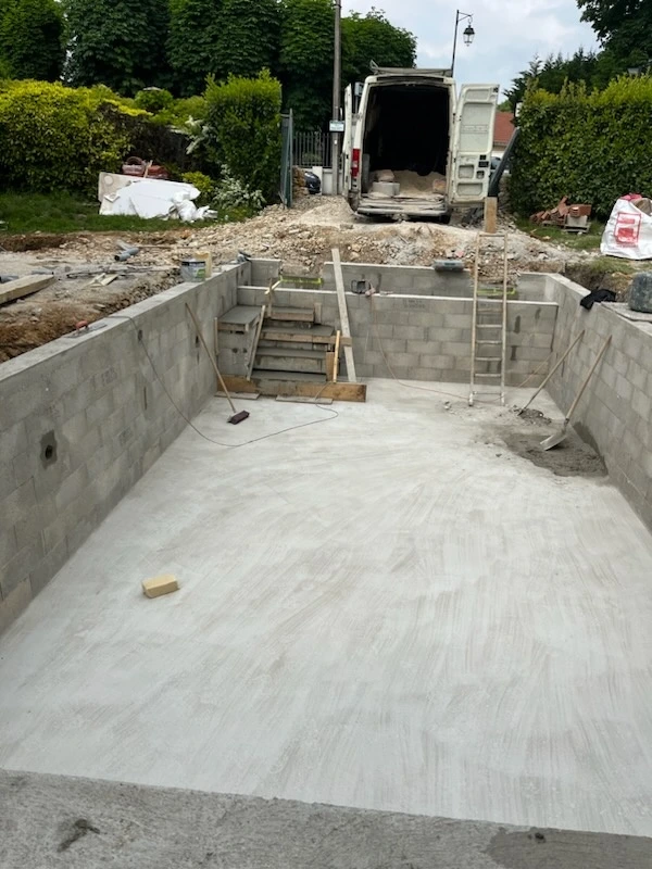 maçonnerie piscine cunhabatiment.fr